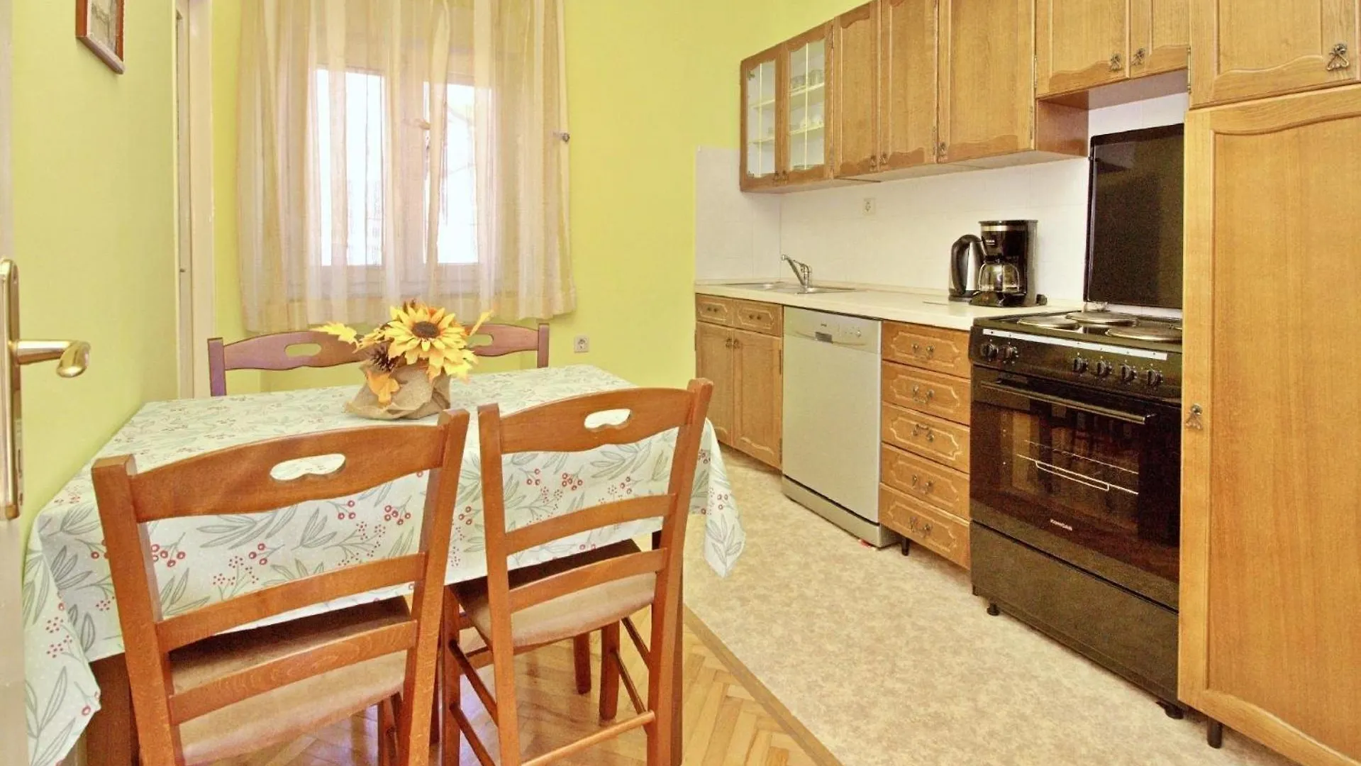 Apartment Radosna Silo